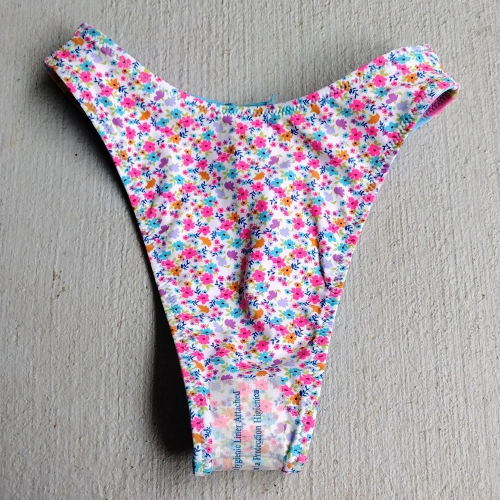 NWOT Reversible Mid-Rise Ultra High Leg Super Cheeky Bikini Wild Fable XXS - Picture 9 of 10